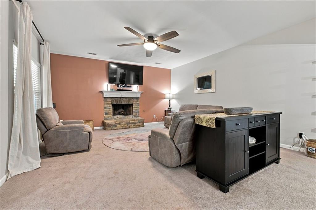 4240 Henry Road Southwest Snellville, GA 30039 - Photo 11 of 31 Gallery Image 11