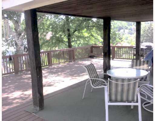 121 Pointview Road Brentwood, PA 15227 - Photo 8 of 9 Patio/Deck.
