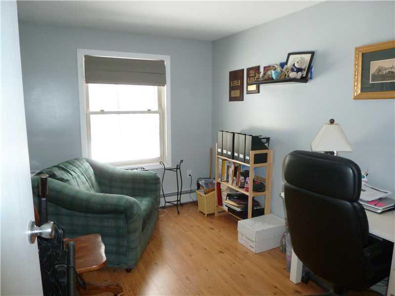 115 Jordan Road Mechanic Falls, ME 04256 - Photo 19 of 28 Bedroom. 3rd bedroom or den/office.