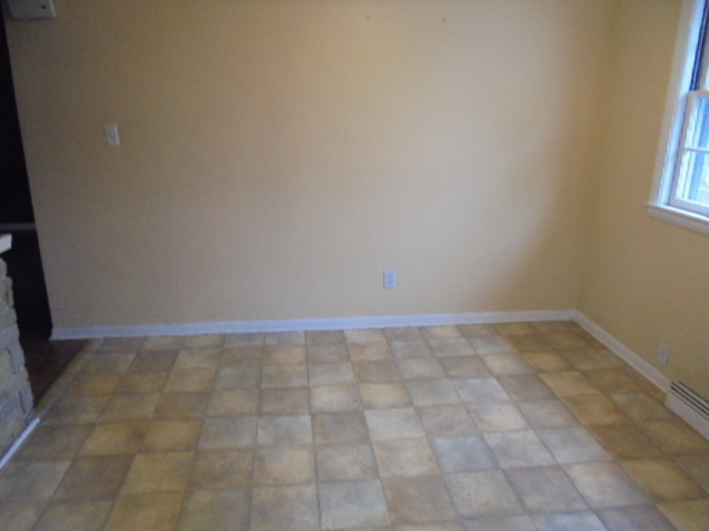 2206 Thornton Lansing Road Lansing, IL 60438 - Photo 7 of 12 Gallery Image 7