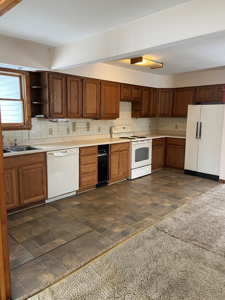247 Allen Road Plattsburgh, NY 12901 - Photo 3 of 9 Gallery Image 3