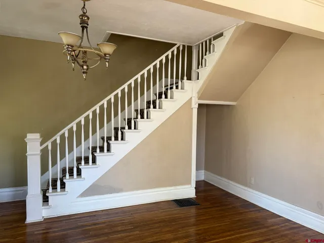 $450,000 | 464 1/2 Grand Avenue, Delta, CO 81416