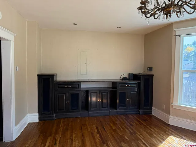 $450,000 | 464 1/2 Grand Avenue, Delta, CO 81416