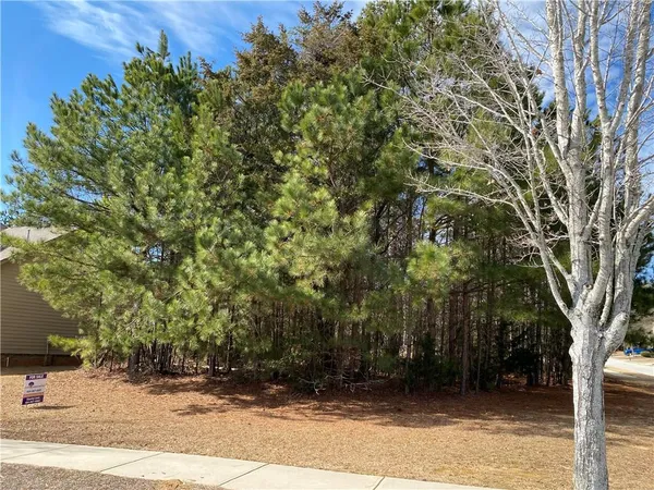 a view of a outdoor space