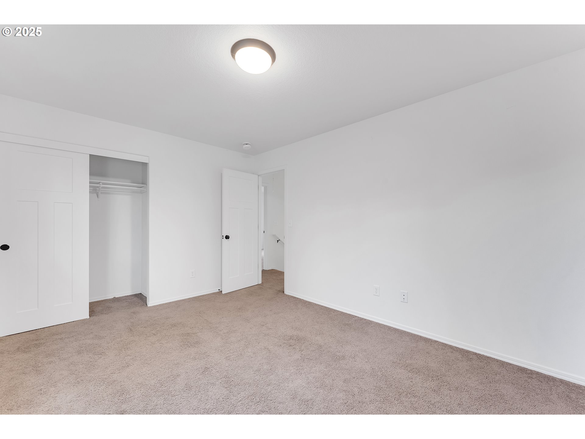 8115 Southeast Lambert Street Portland, OR 97206 - Photo 19 of 25