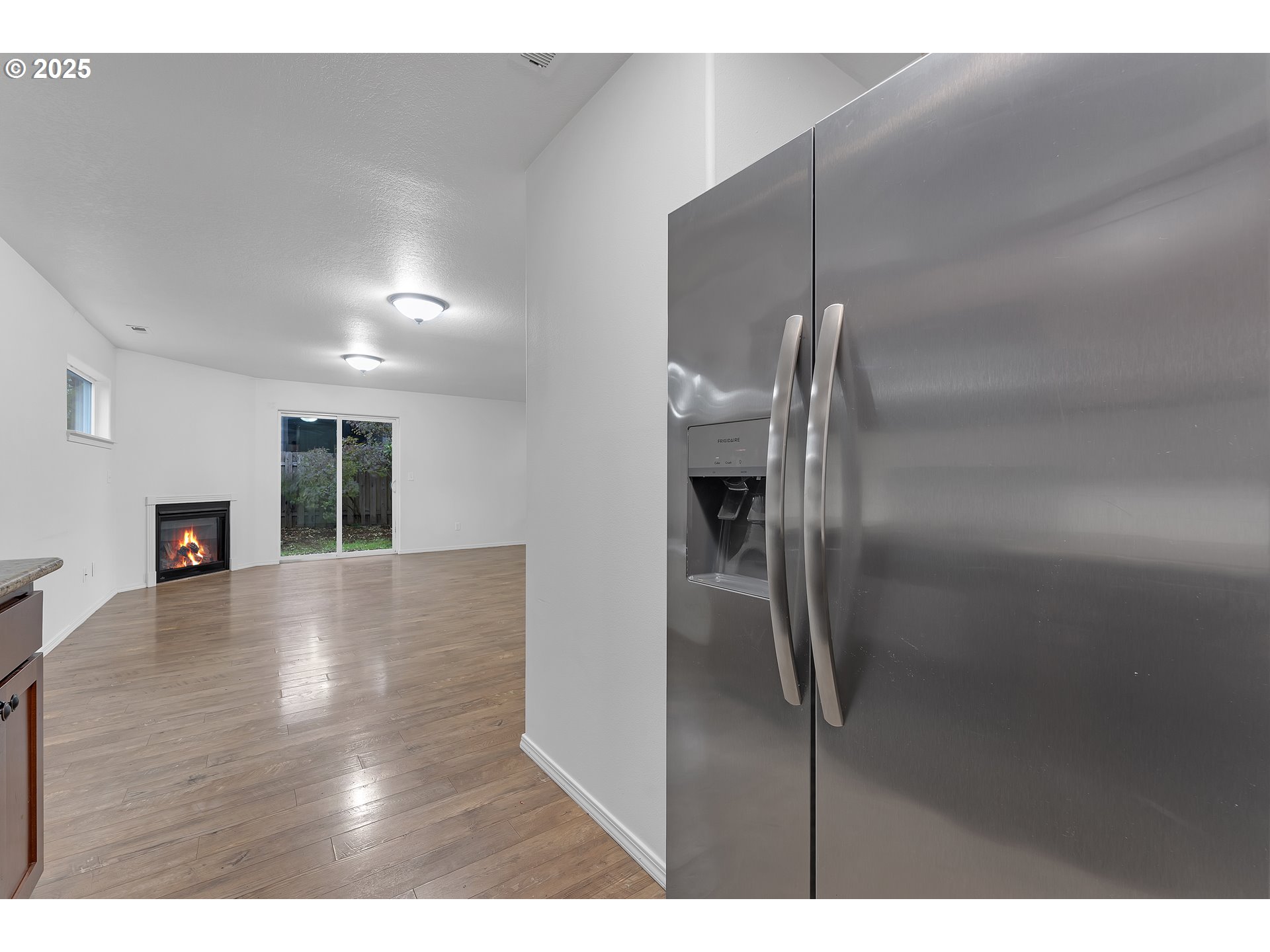 8115 Southeast Lambert Street Portland, OR 97206 - Photo 7 of 25