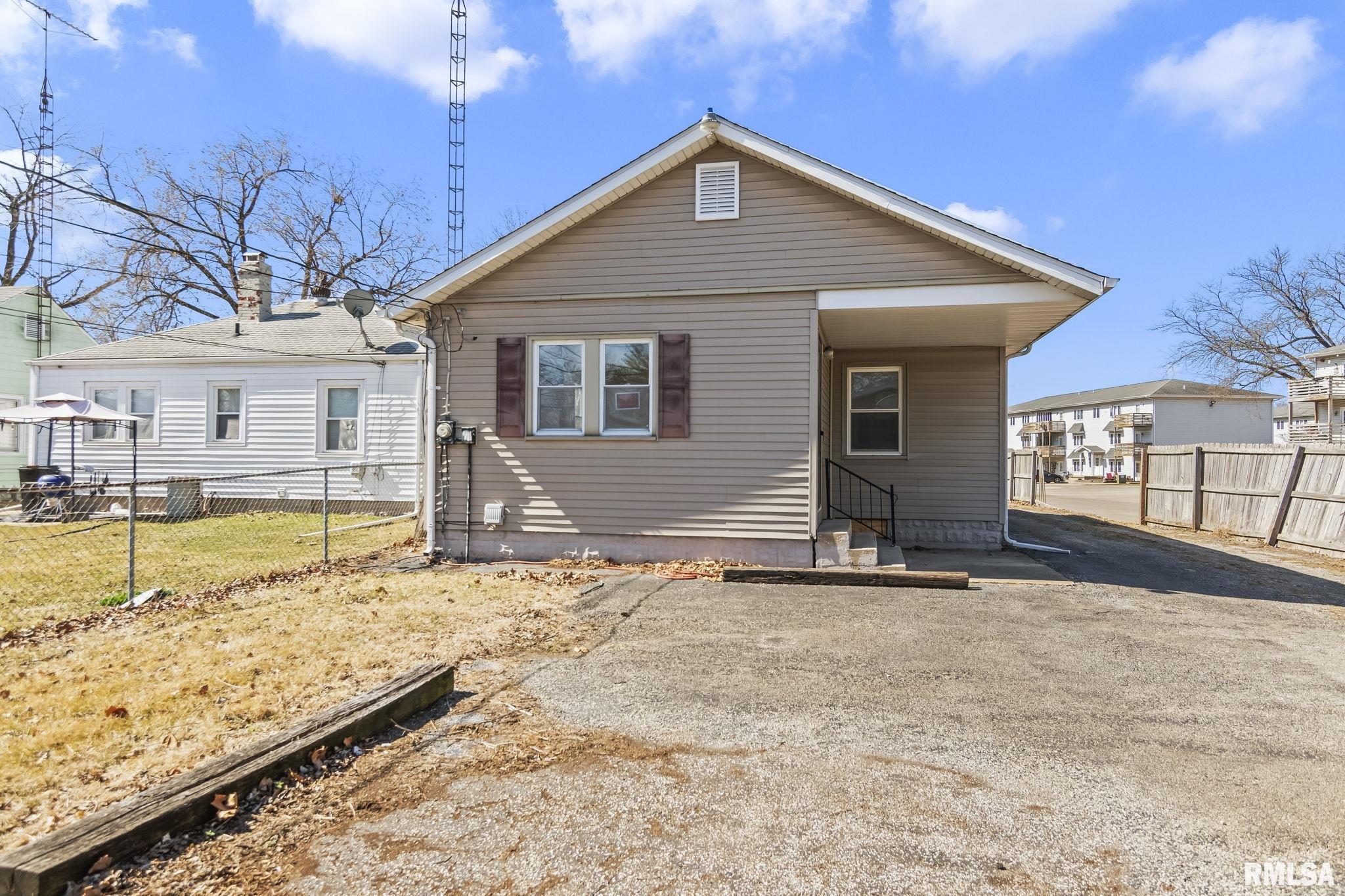 2820 South 3rd Street Springfield, IL 62703 - Photo 27 of 31