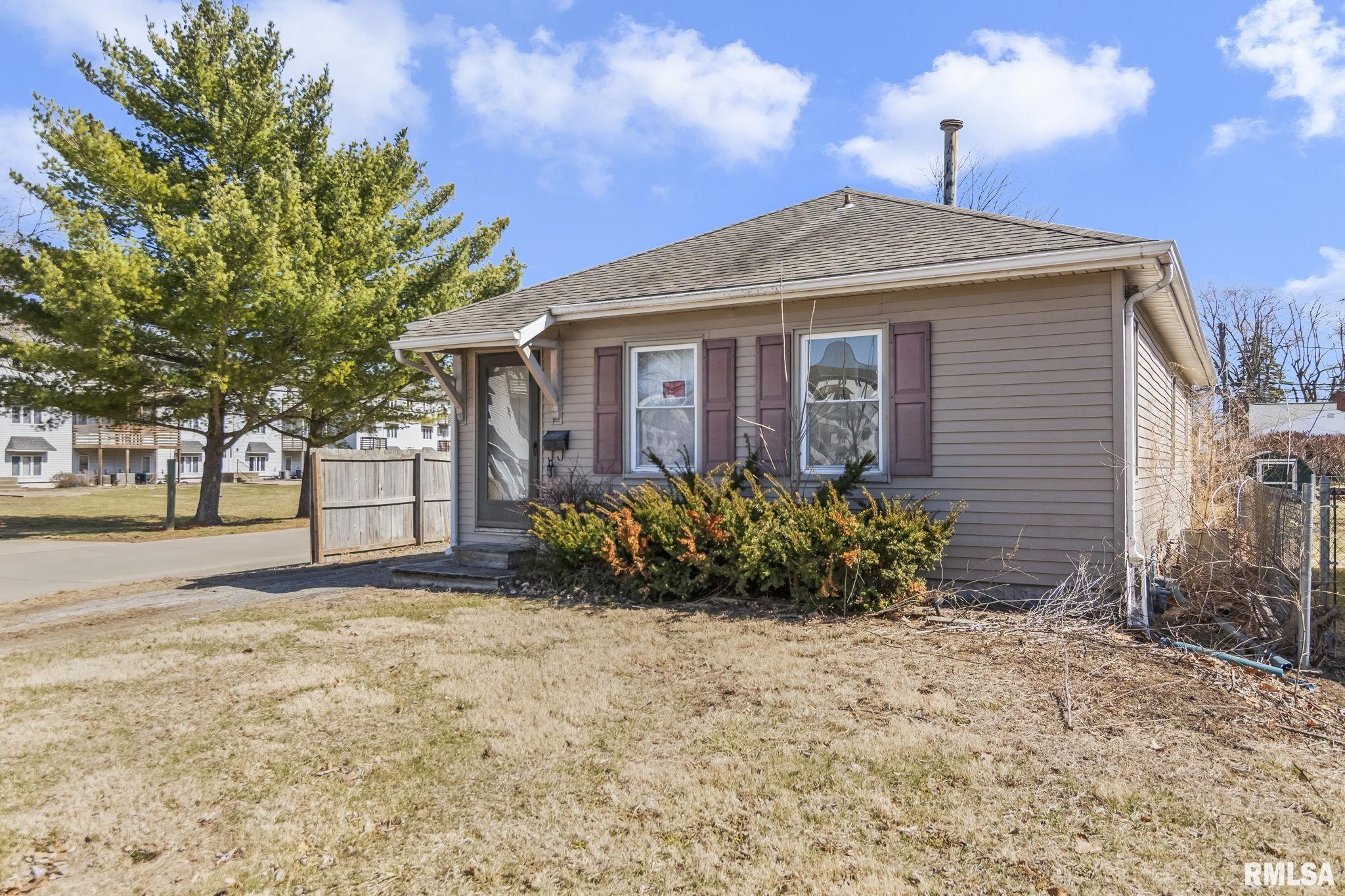 2820 South 3rd Street Springfield, IL 62703 - Photo 3 of 31
