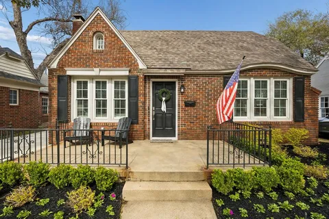 $895,000 | 4318 Vandelia Street, Dallas, TX 75219