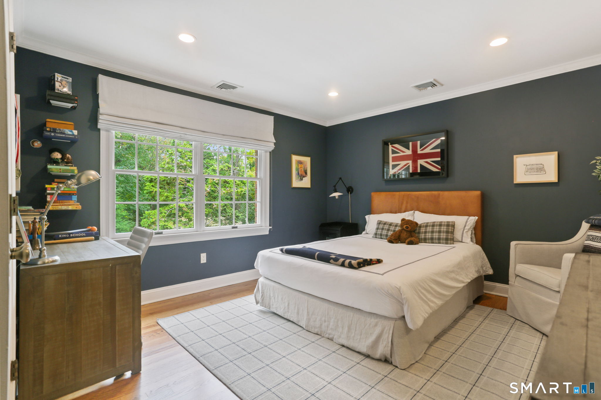 28 Shields Road Darien, CT 06820 - Photo 11 of 24