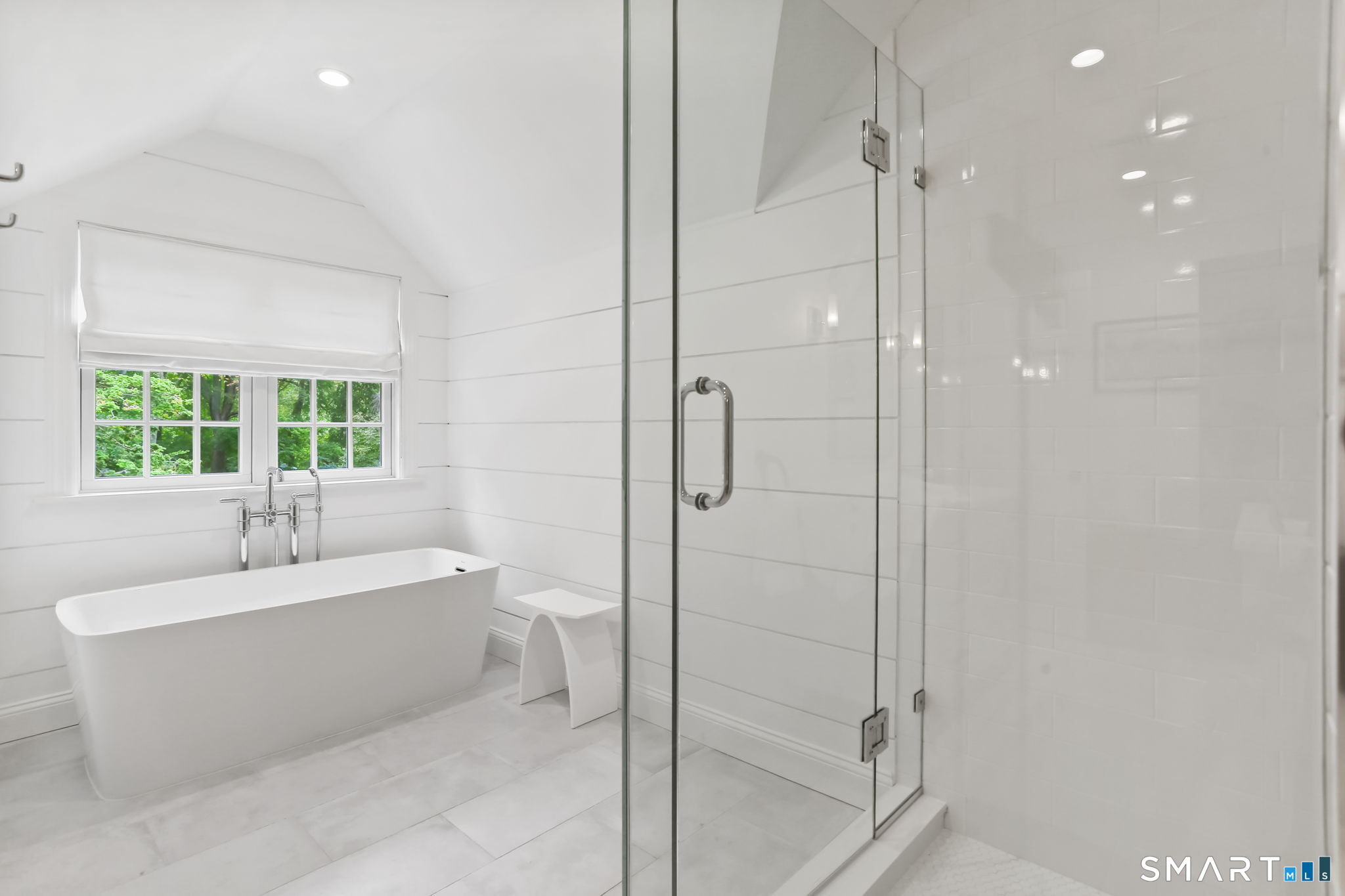 28 Shields Road Darien, CT 06820 - Photo 13 of 24