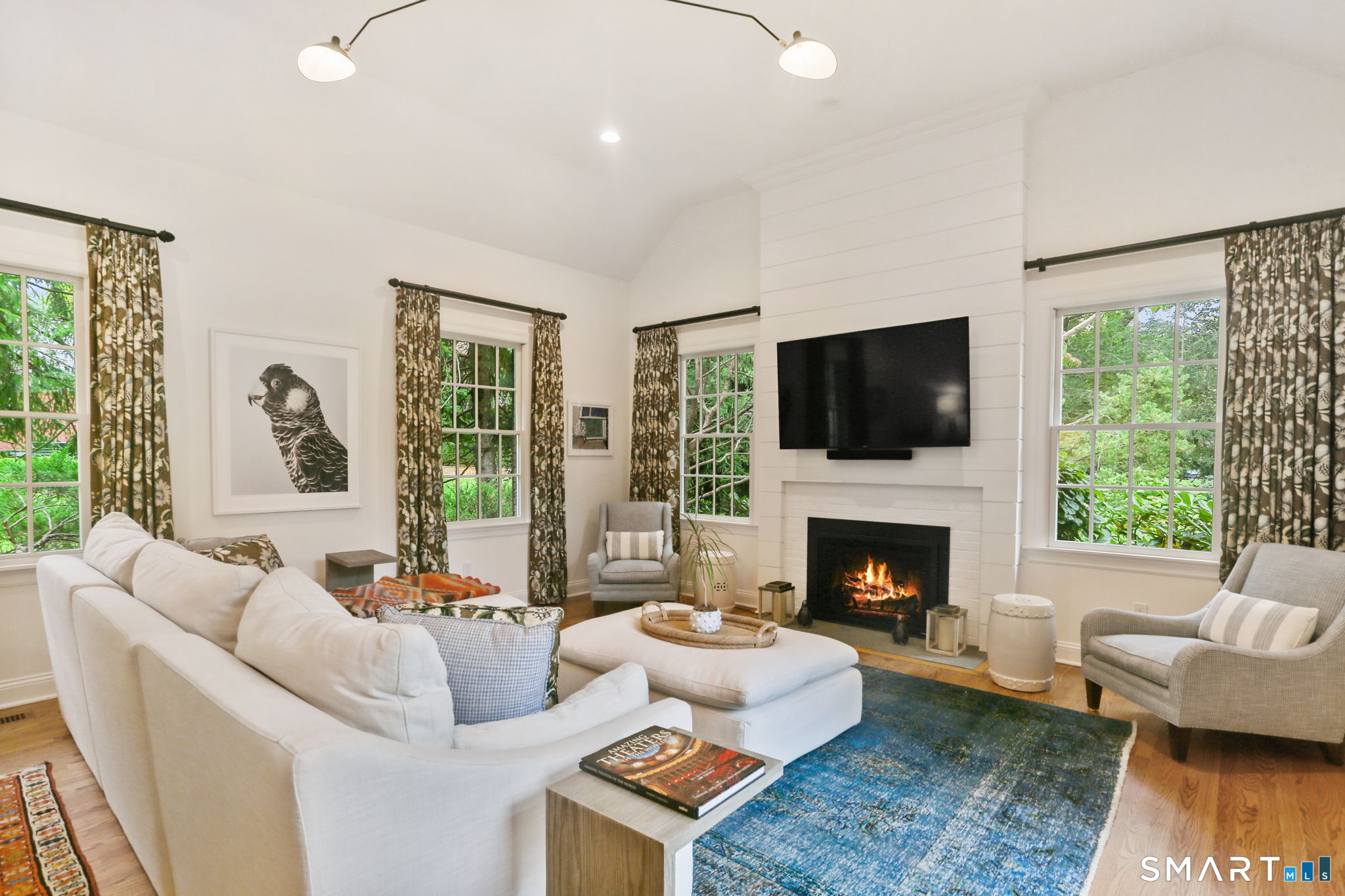 28 Shields Road Darien, CT 06820 - Photo 4 of 24