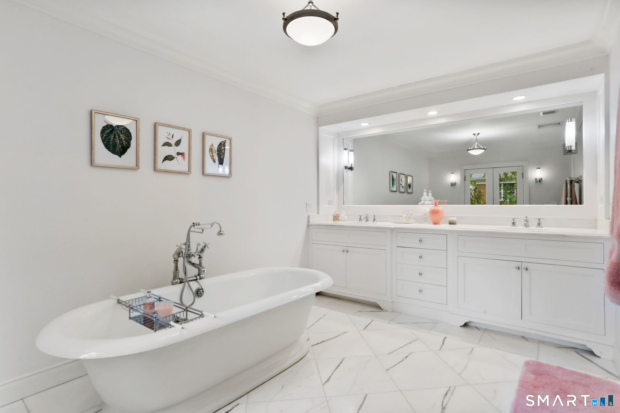 28 Shields Road Darien, CT 06820 - Photo 9 of 24