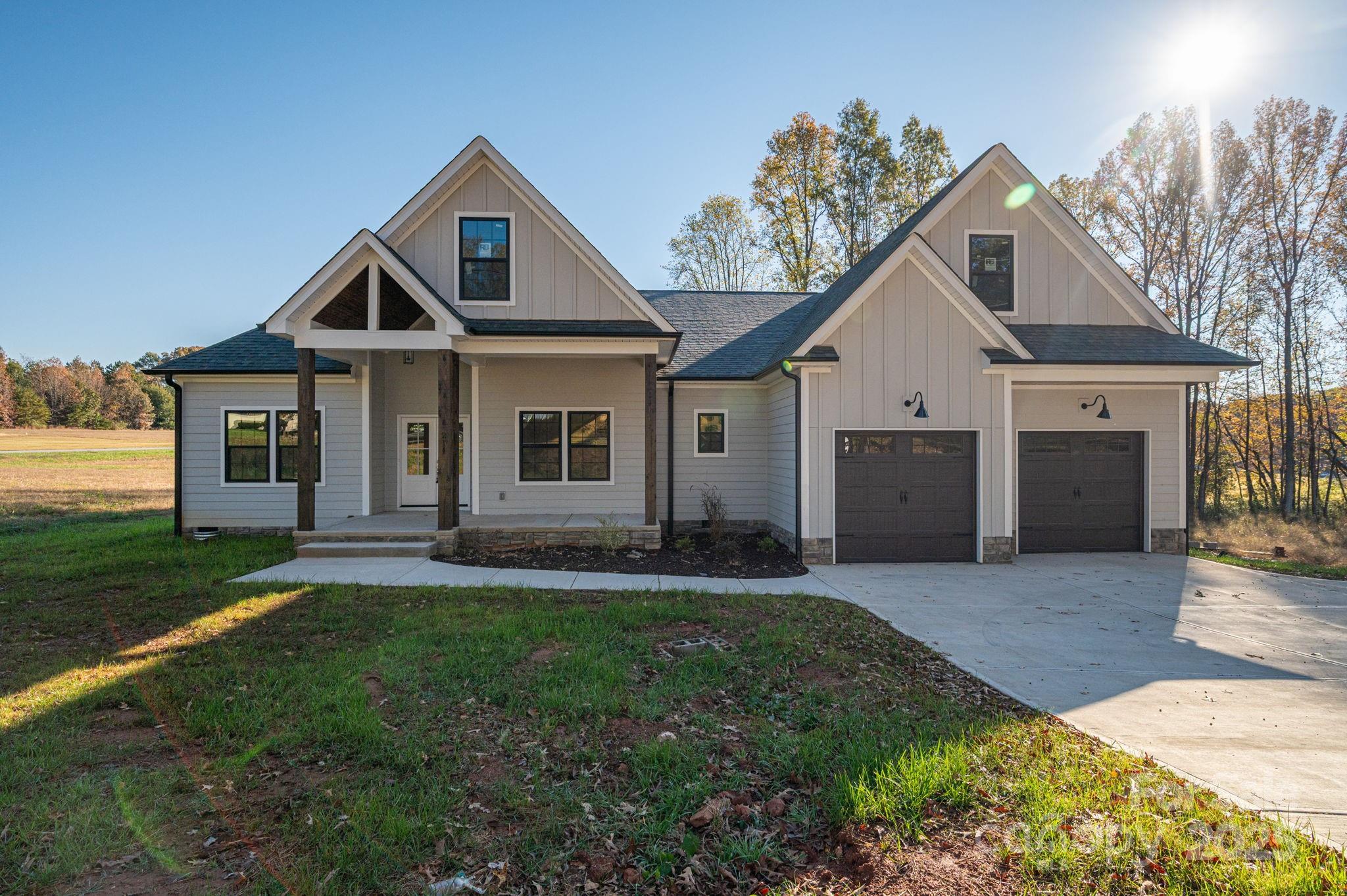 211 Golf Course Road Maiden, NC 28650 - Photo 1 of 39 Gallery Image 1