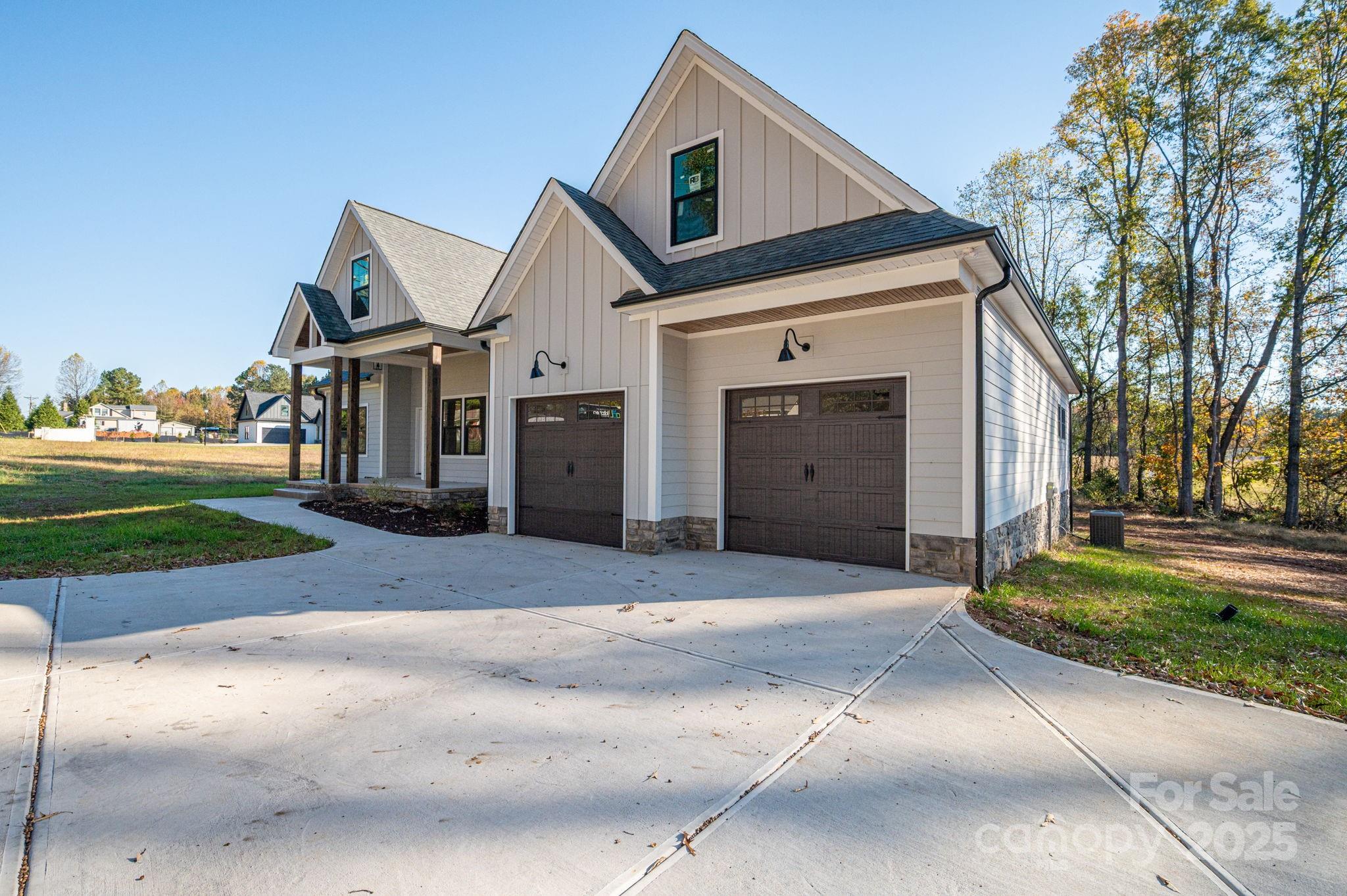 211 Golf Course Road Maiden, NC 28650 - Photo 3 of 39 Gallery Image 3