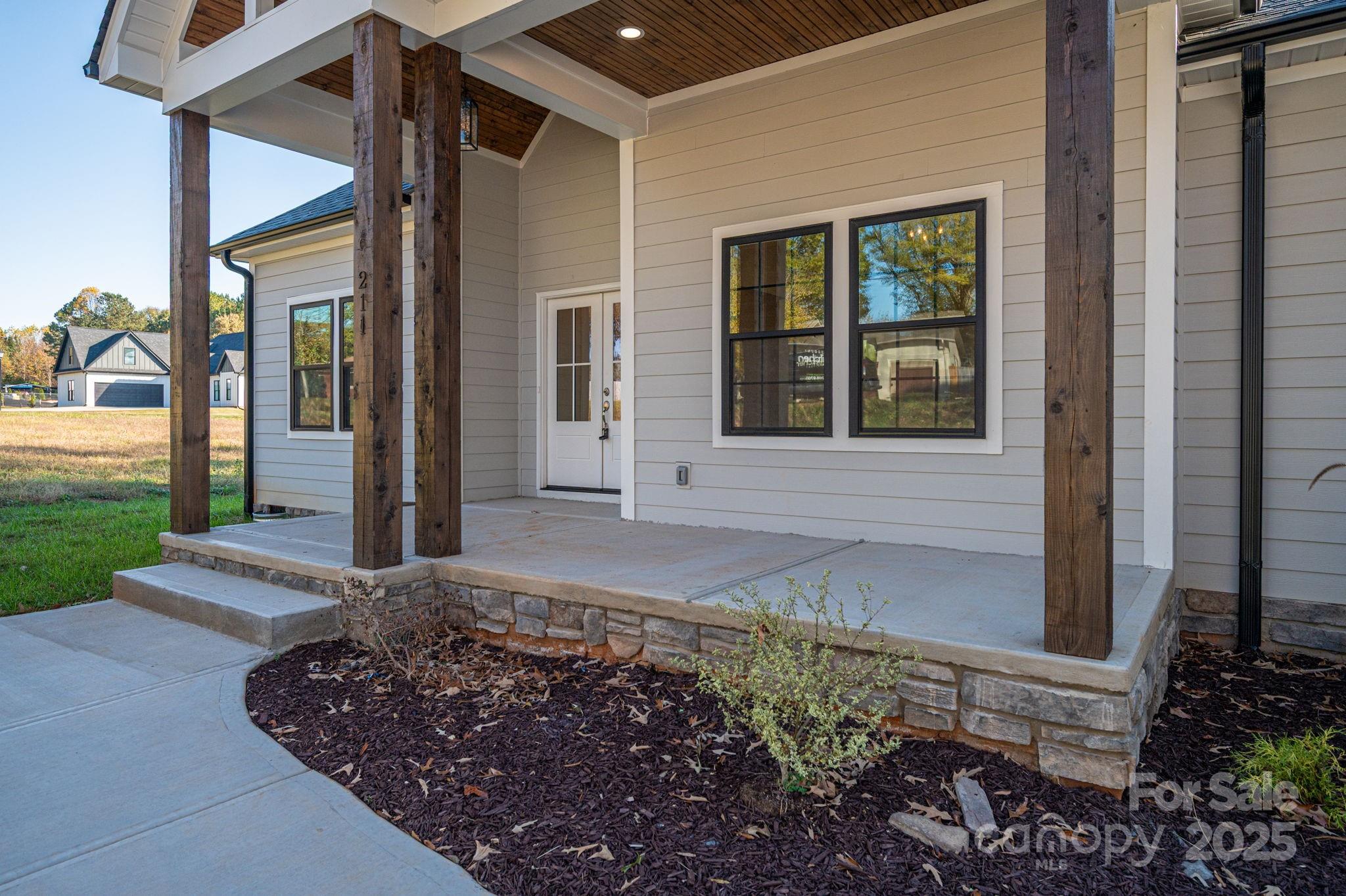 211 Golf Course Road Maiden, NC 28650 - Photo 4 of 39 Gallery Image 4