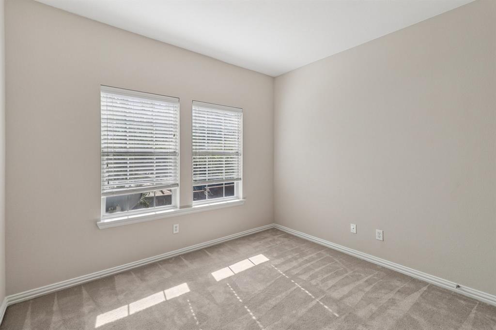 3828 Vienna Street Irving, TX 75038 - Photo 18 of 22