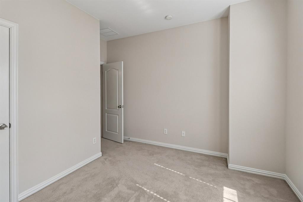 3828 Vienna Street Irving, TX 75038 - Photo 19 of 22