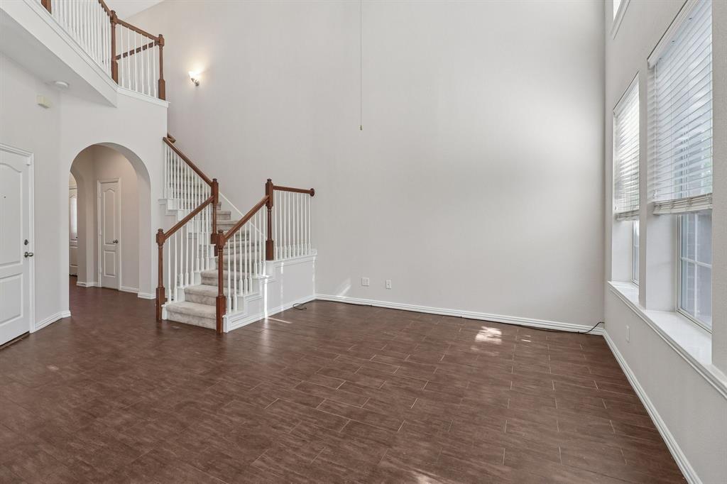 3828 Vienna Street Irving, TX 75038 - Photo 8 of 22