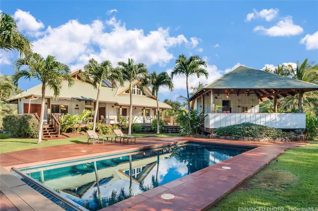 $4,780,000 | 3036 Kalua Koi Road, Maunaloa, HI 96770
