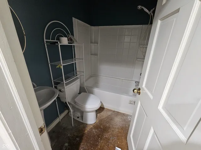 $272,580 | 105 South Main Street, Kirklin, IN 46050