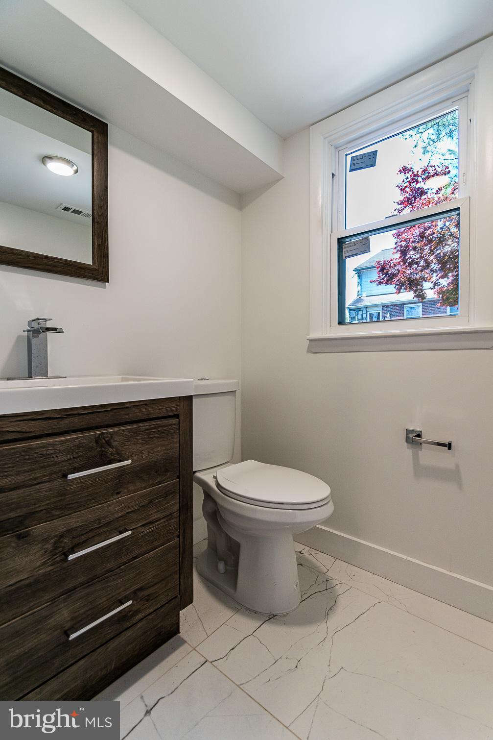 7901 Deer Run Road Glenside, PA 19038 - Photo 20 of 31 BATHROOM 3