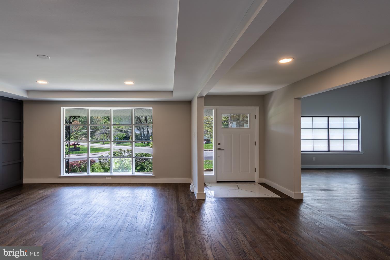 7901 Deer Run Road Glenside, PA 19038 - Photo 3 of 31 DINING RM/ FAMILY RM 1