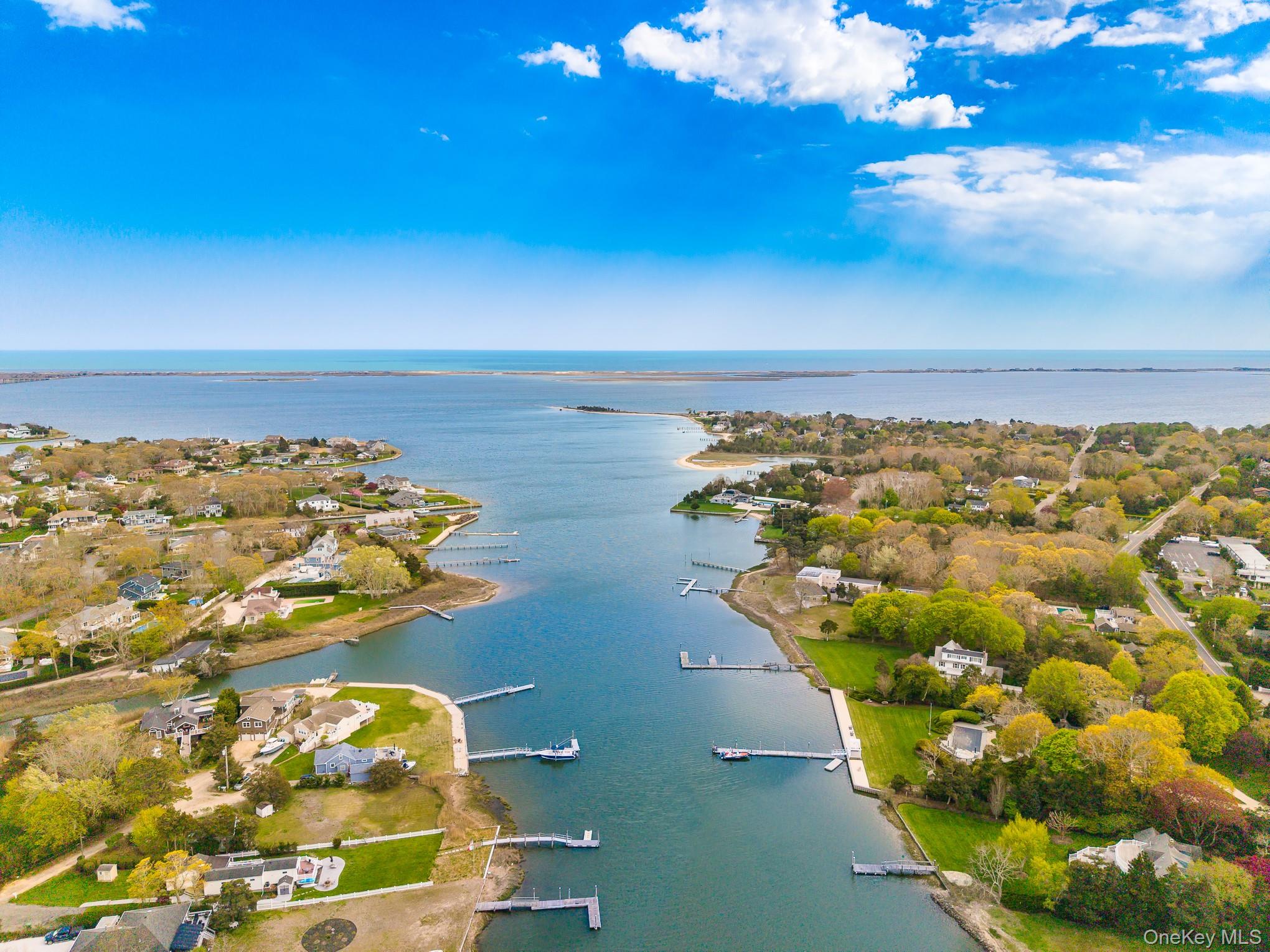 50 Rampasture Road, Unit 6 Hampton Bays, NY 11946 - Photo 11 of 35