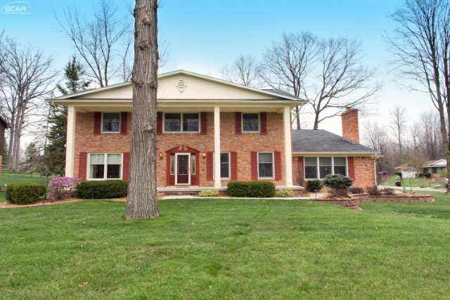6353 Kings Pointe Road Grand Blanc, MI 48439 - Photo 1 of 30 21137841.JPG