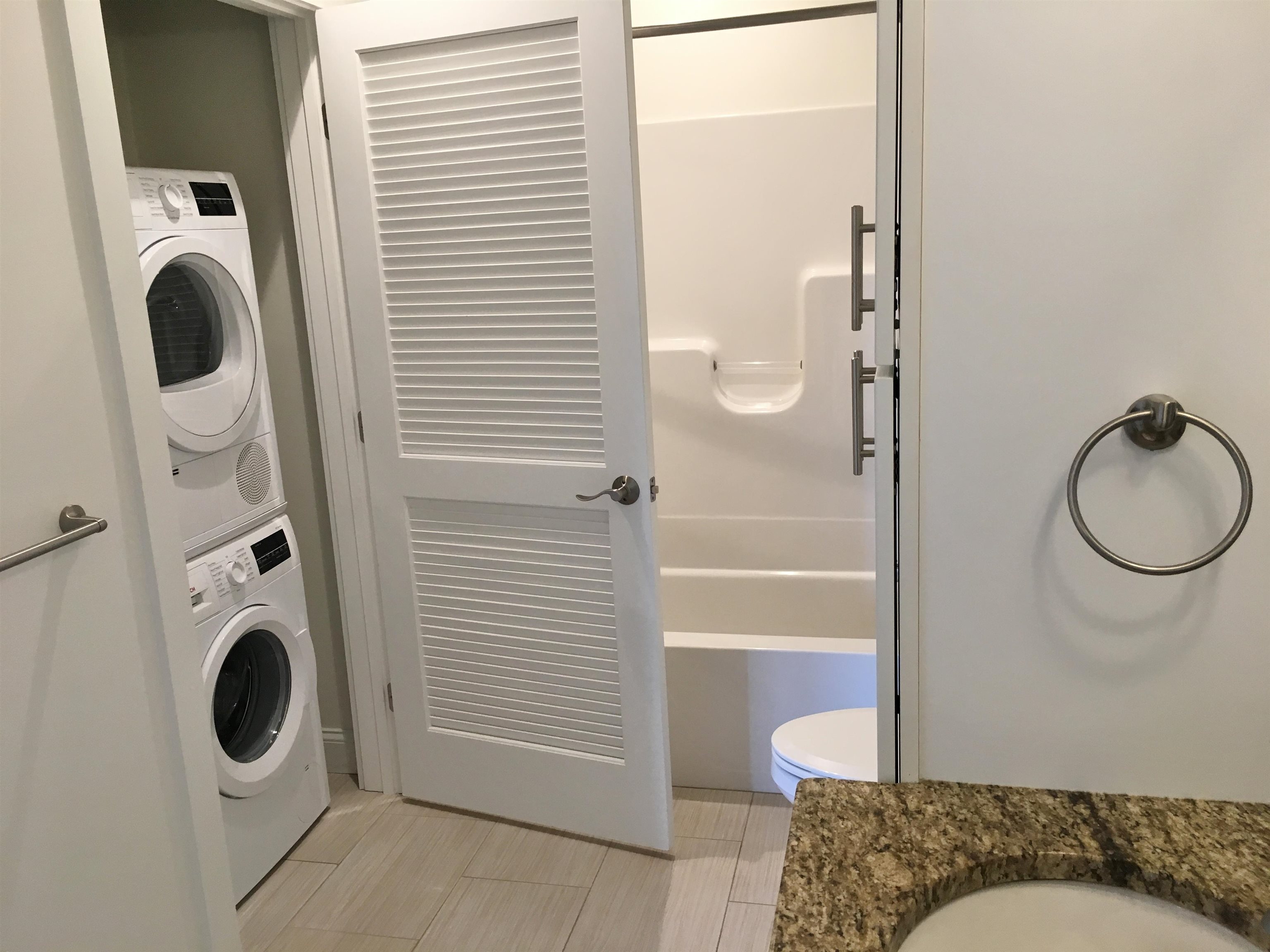 875 Elm Street, Unit 901 Manchester, NH 03101 - Photo 19 of 38