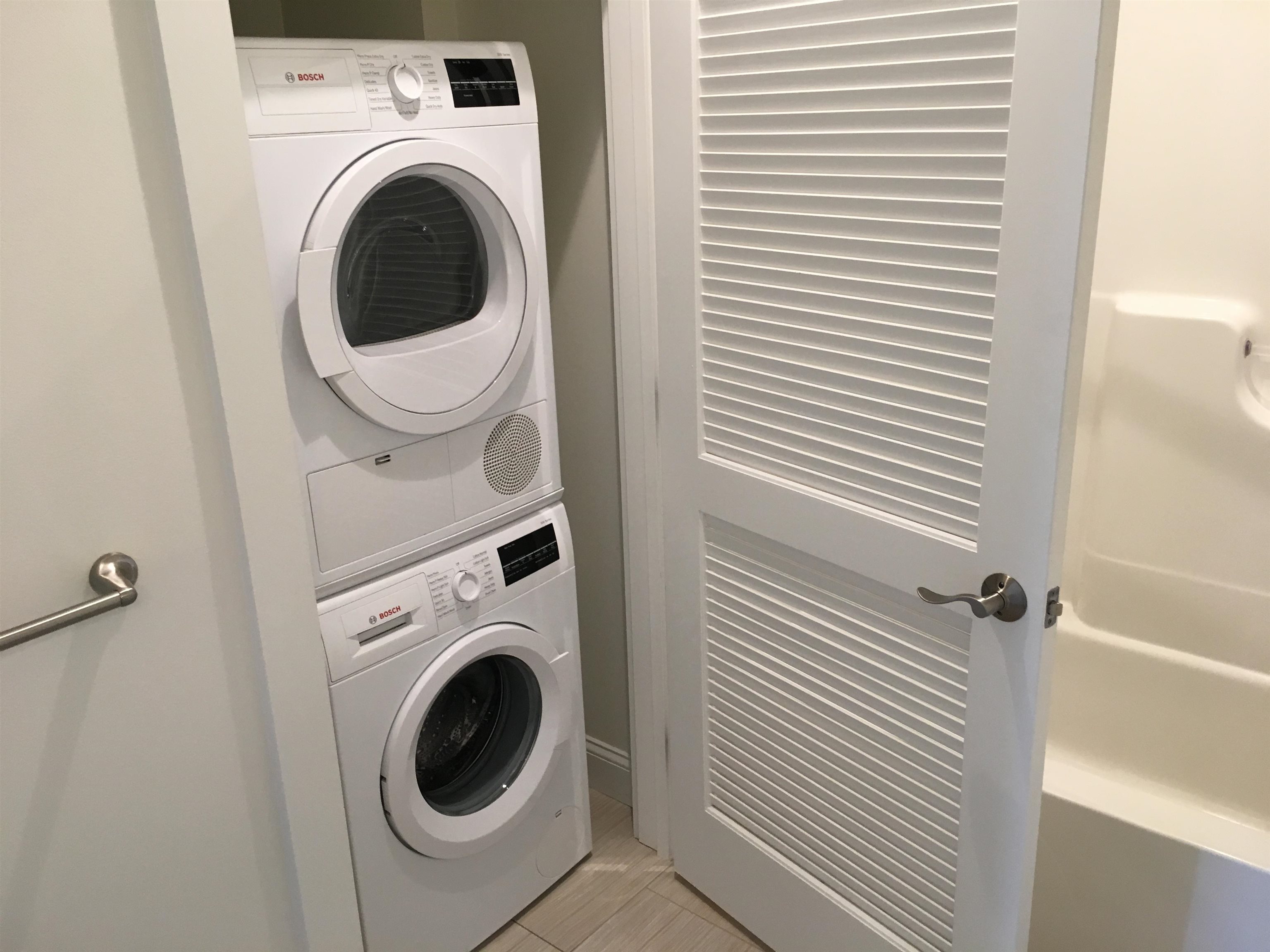 875 Elm Street, Unit 901 Manchester, NH 03101 - Photo 20 of 38