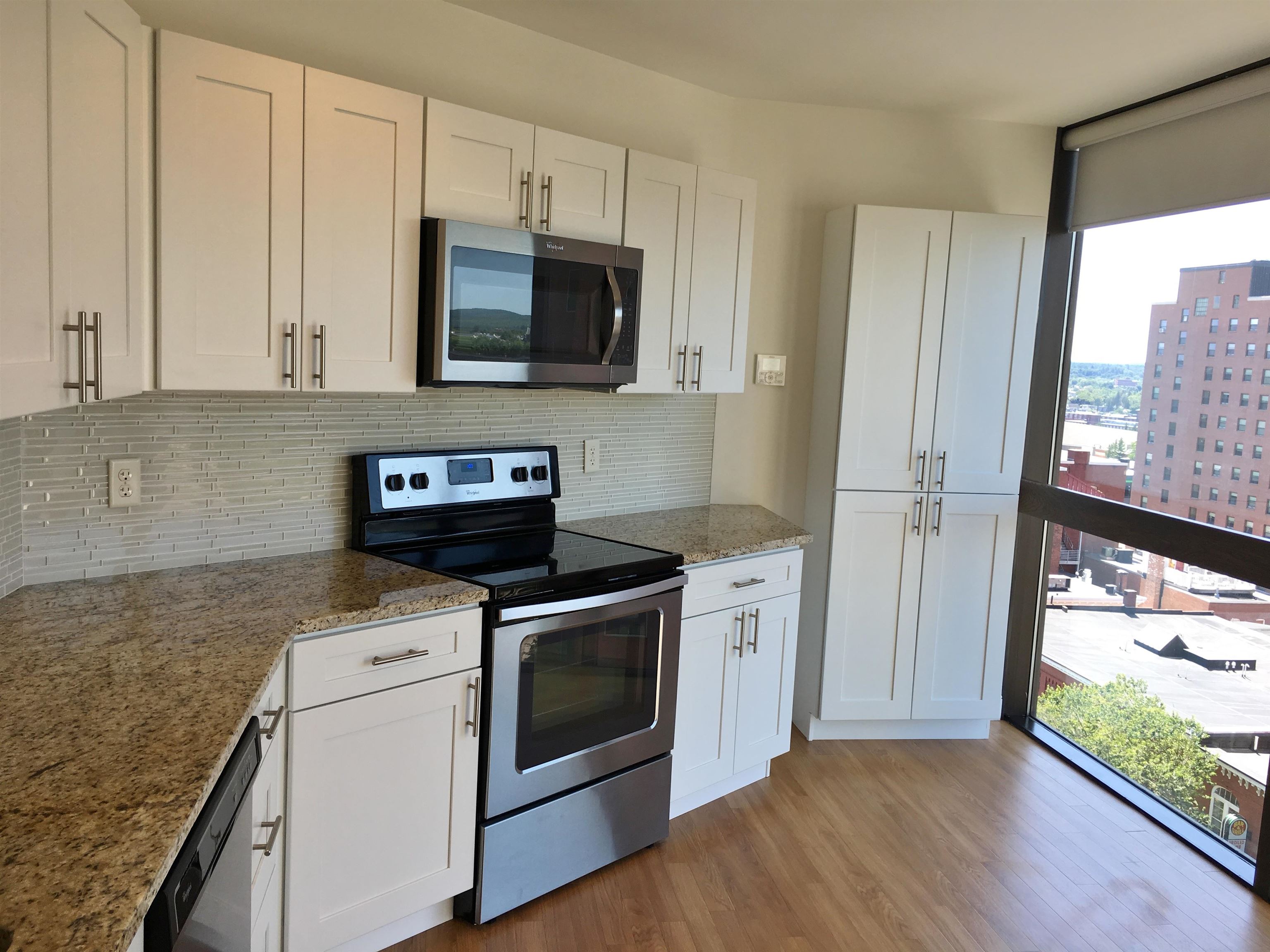 875 Elm Street, Unit 901 Manchester, NH 03101 - Photo 6 of 38