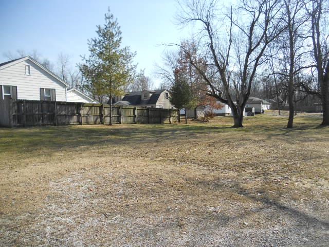1023 St George Road Evansville, IN 47711 - Photo 11 of 12 Gallery Image 11