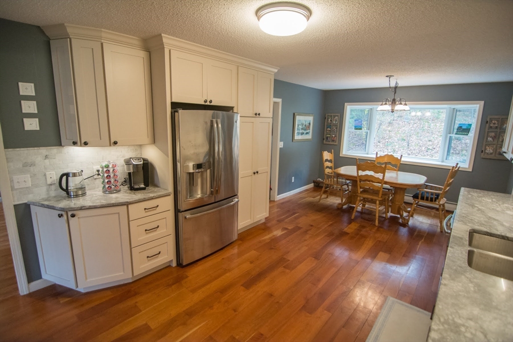 122 May Brook Road Holland, MA 01521 - Photo 15 of 42 Gallery Image 15