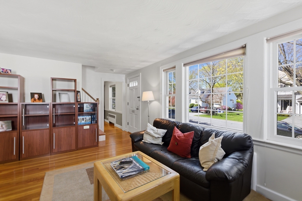 15 Ellison Road Lexington, MA 02421 - Photo 11 of 32 Gallery Image 11