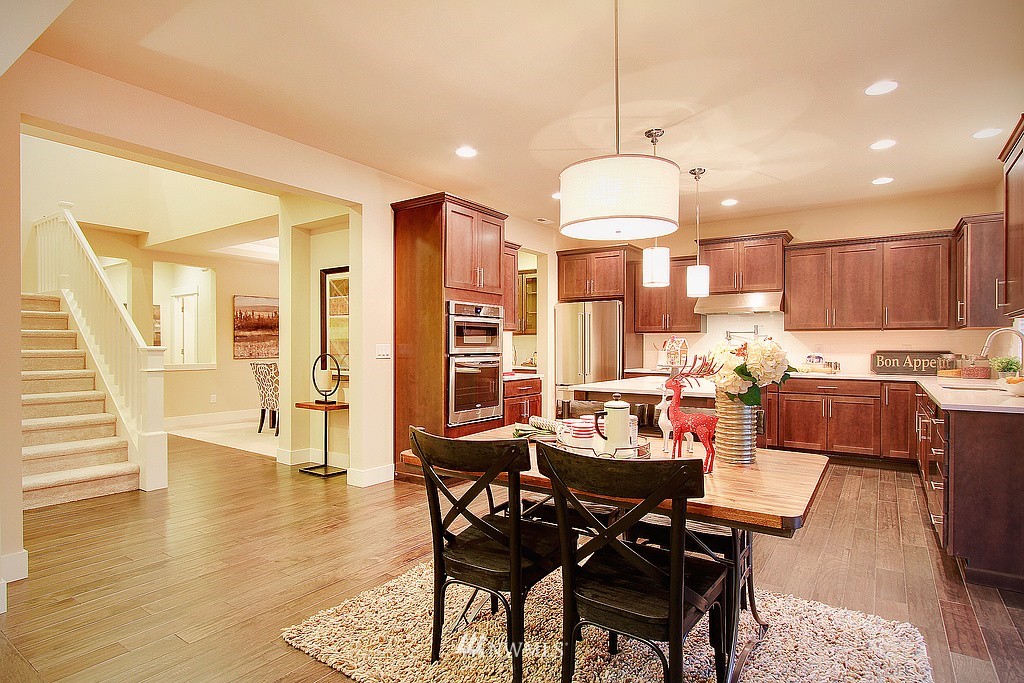 4327 ( 11) 225th Place Southeast Bothell, WA 98021 - Photo 4 of 10