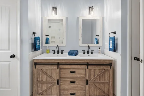 $1,300,000 | 360 Shawomet Avenue, Warwick, RI 02889