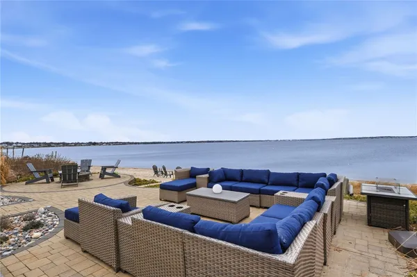 $1,300,000 | 360 Shawomet Avenue, Warwick, RI 02889