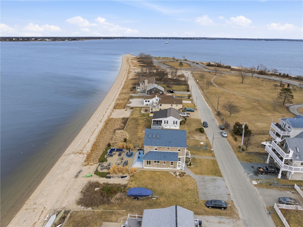 360 Shawomet Avenue Warwick, RI 02889 - Photo 43 of 47 aerial shot of Conimucut Point