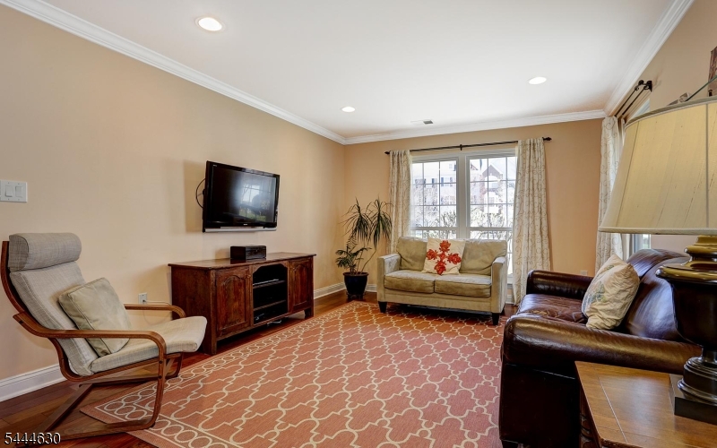18 Knox Court Bernards, NJ 07920 - Photo 10 of 18