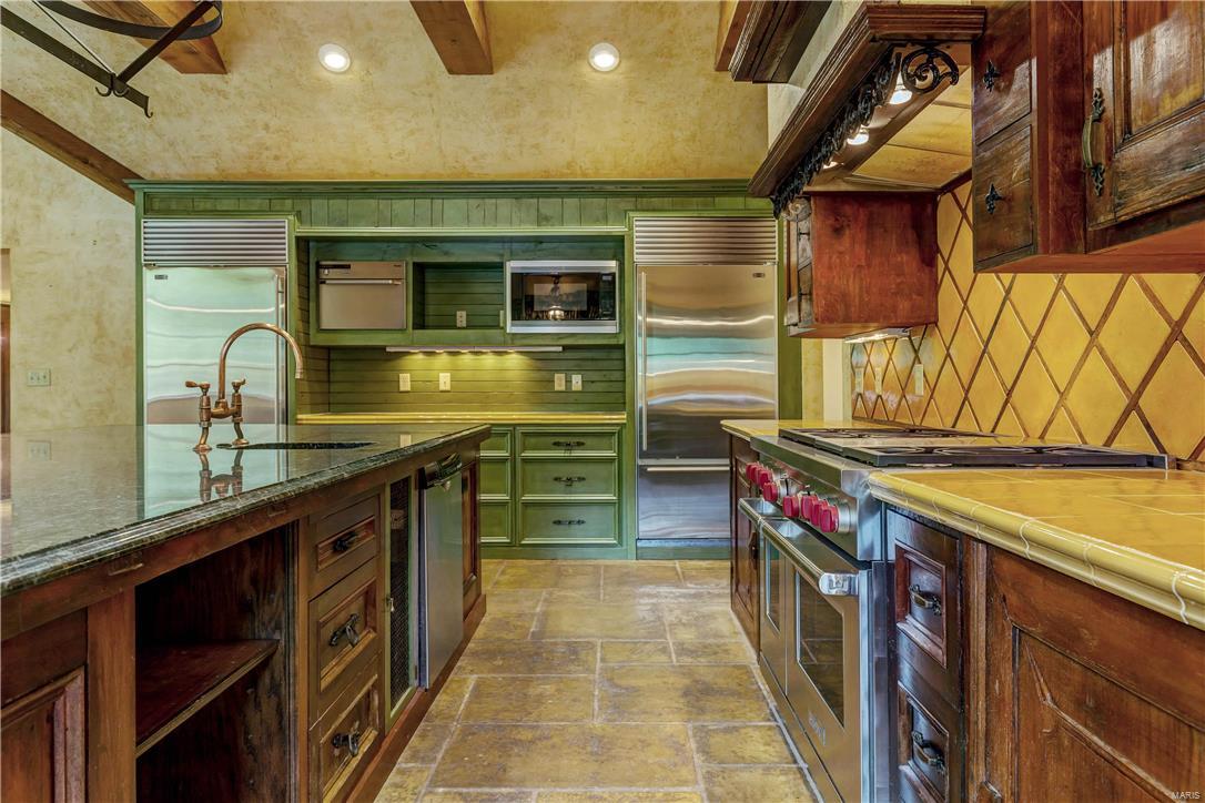 16 Ridgecreek Road Town and Country, MO 63141 - Photo 22 of 88 Gallery Image 22