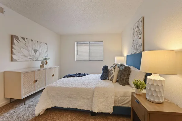 $195,000 | 328 Northbank Court, Unit 41, Stockton, CA 95207