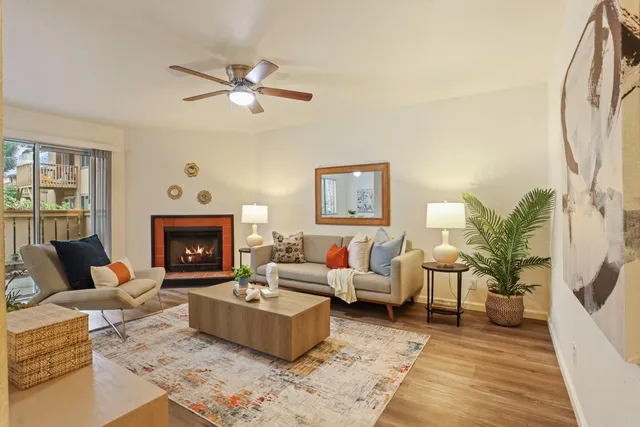 $195,000 | 328 Northbank Court, Unit 41, Stockton, CA 95207