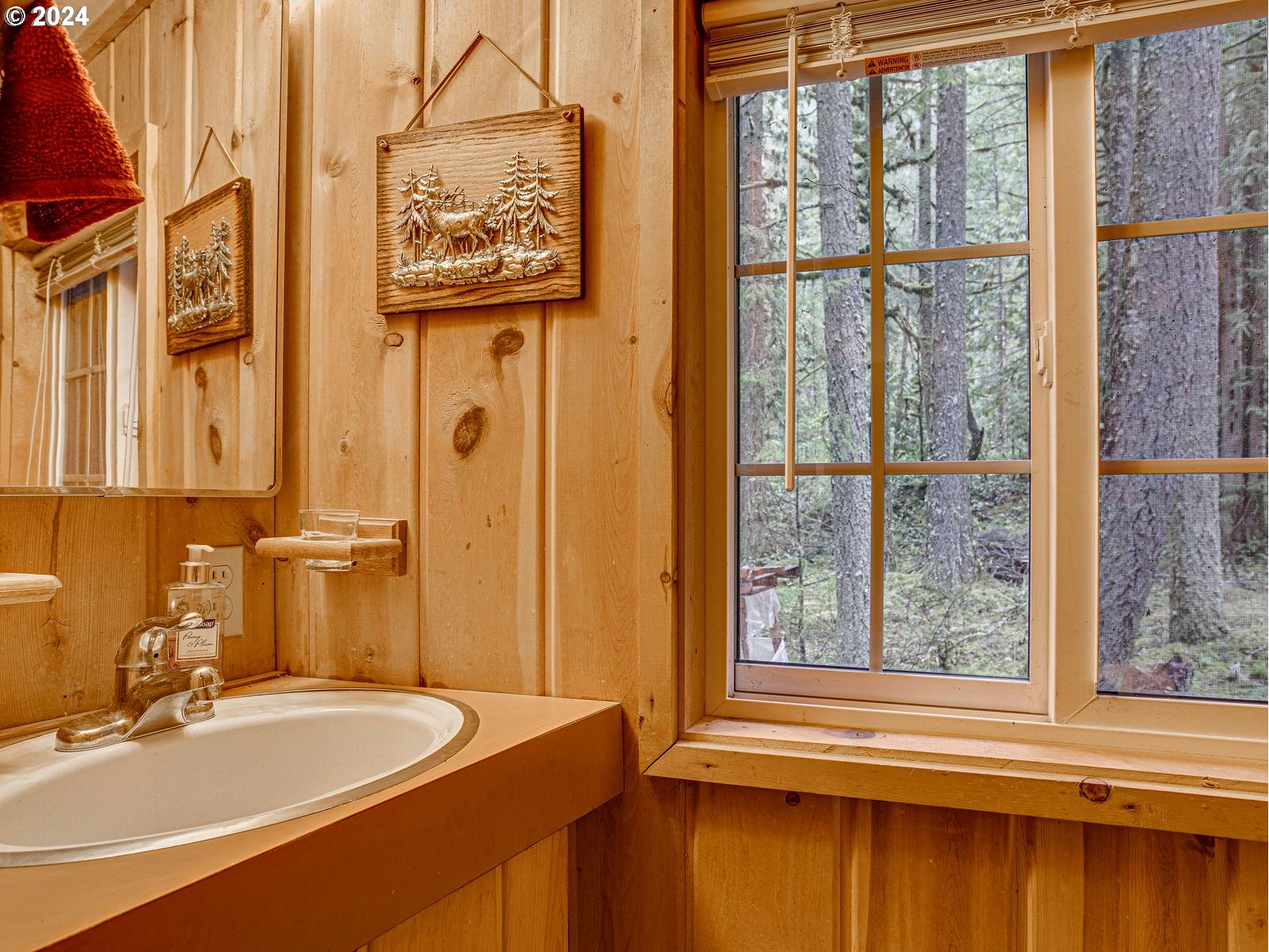 75402 East Zigzag Mountain Road Rhododendron, OR 97049 - Photo 31 of 41 Gallery Image 31