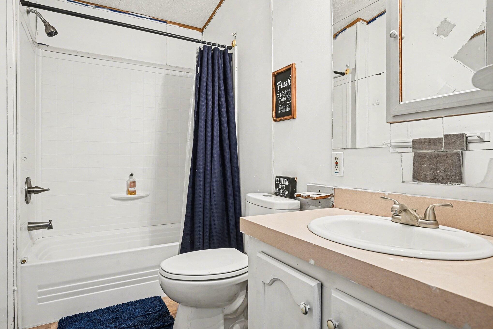 1476 Goodrich Street Allegan, MI 49010 - Photo 9 of 21 011_file_5943