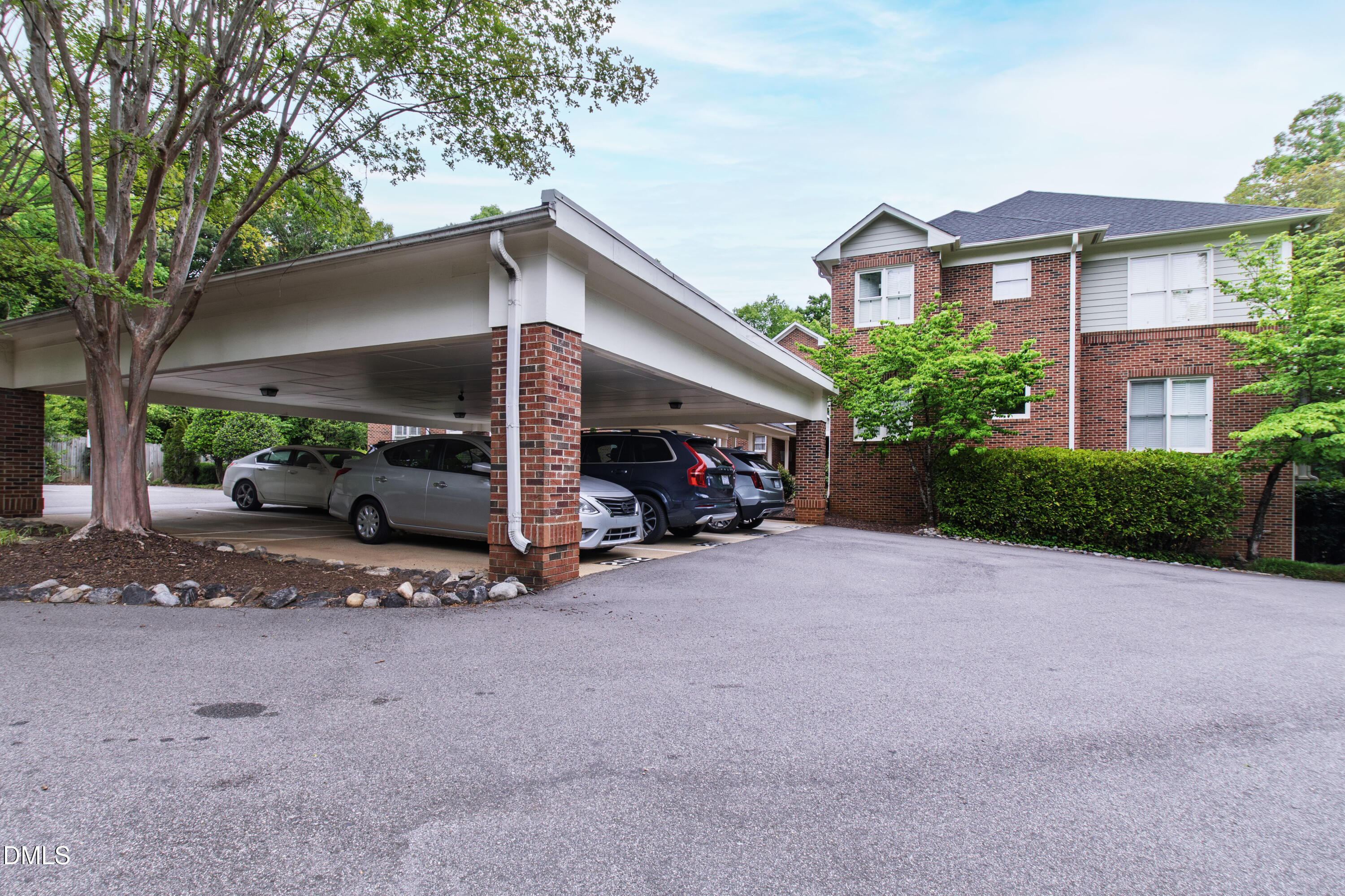 100 Edenburgh Road, Unit 201 Raleigh, NC 27608 - Photo 61 of 62 Edenburgh (61)