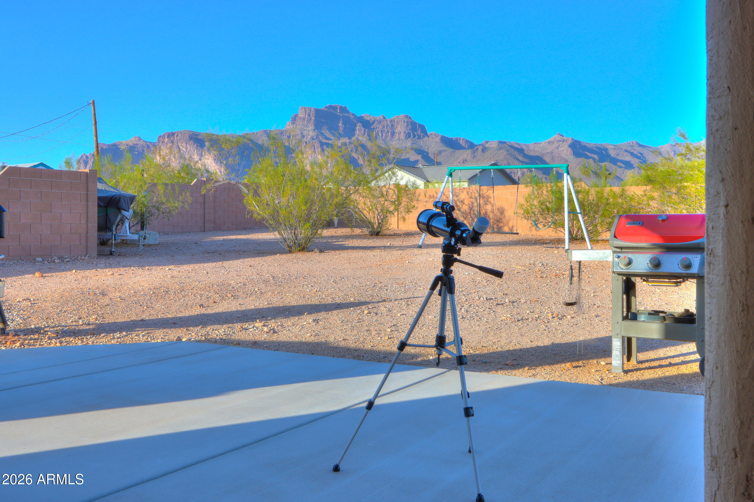 1487 South Mountain View Road Apache Junction, AZ 85119 - Photo 5 of 60 a view of a house with a park