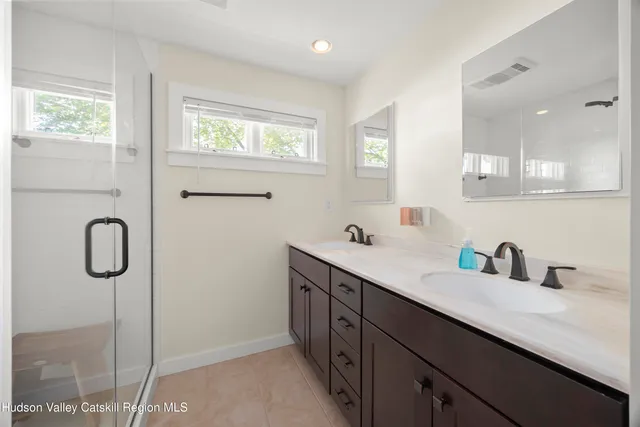 $720,000 | 4 Lower Post Road, Ghent, NY 12075