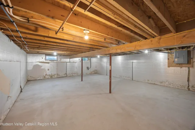 $720,000 | 4 Lower Post Road, Ghent, NY 12075