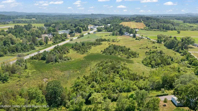 $720,000 | 4 Lower Post Road, Ghent, NY 12075